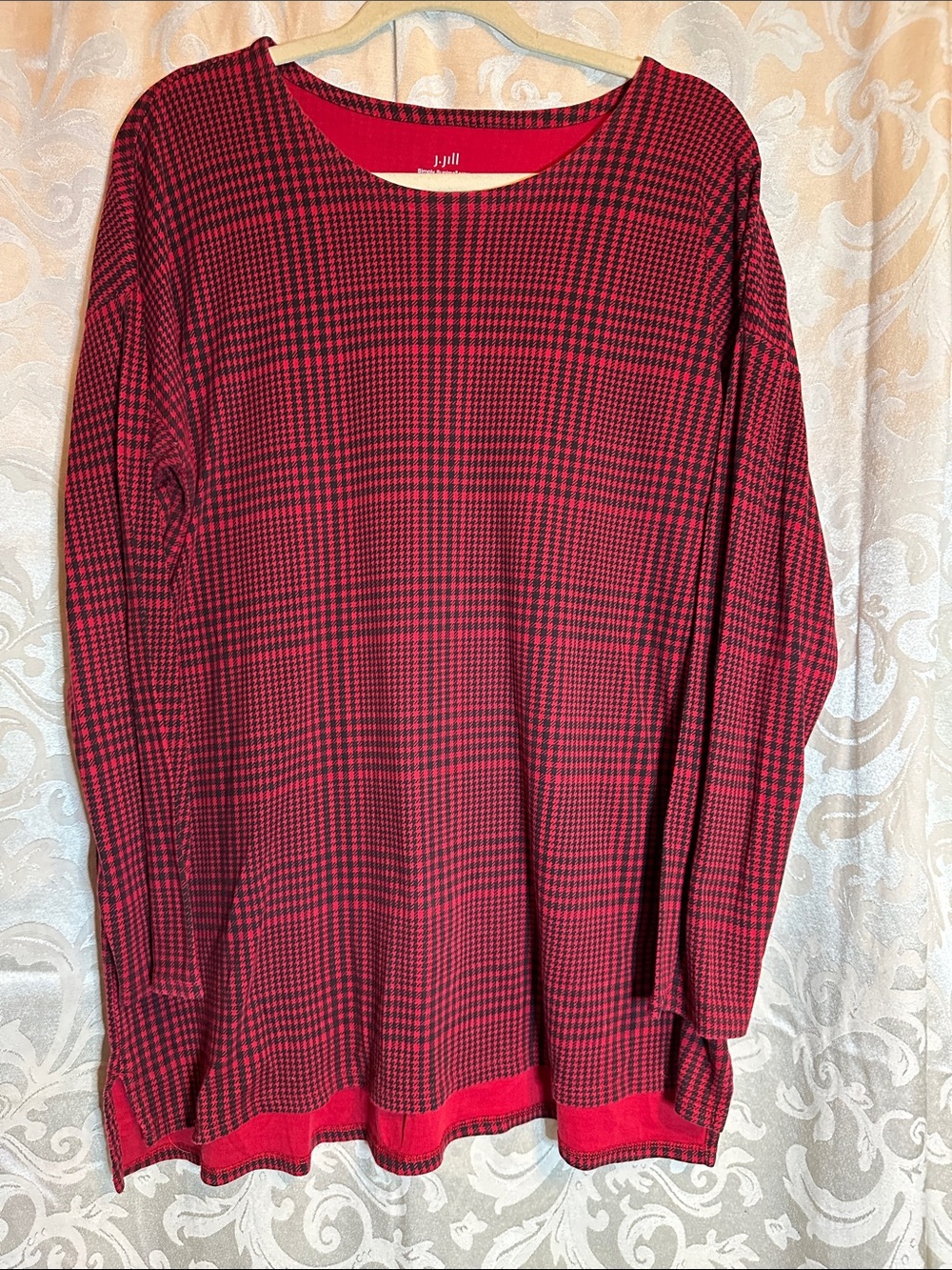 J. Jill Red and Black Patterned Crewneck Tunic